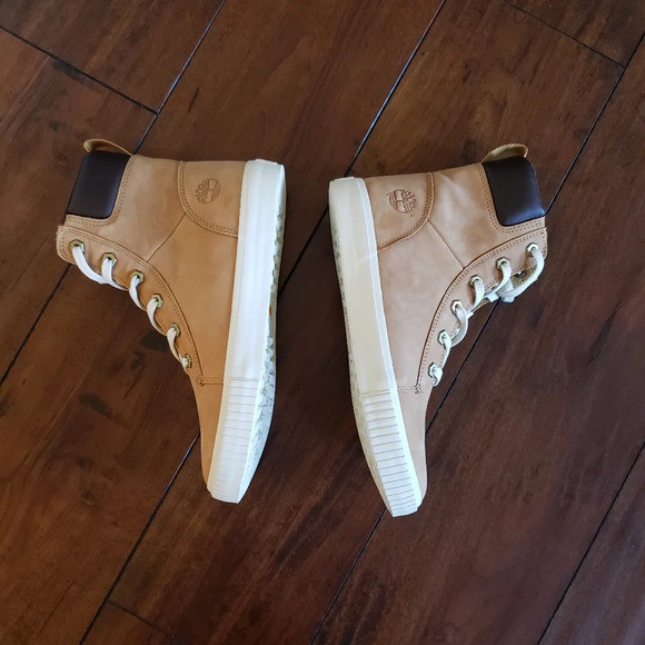 Timberland TB 0A2C3S/A61118 Women's SKYLA BAY 6" WHEAT NUBUCK LEATHER ANKLE BOOT - Picture 6 of 15